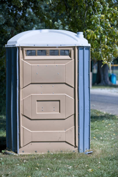 Best Portable bathroom rental  in Butler, MO